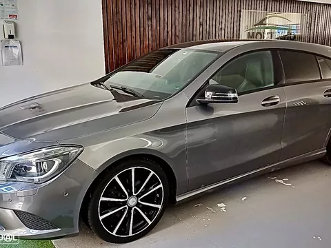 Mercedes-Benz CLA 200 d Shooting Brake Urban