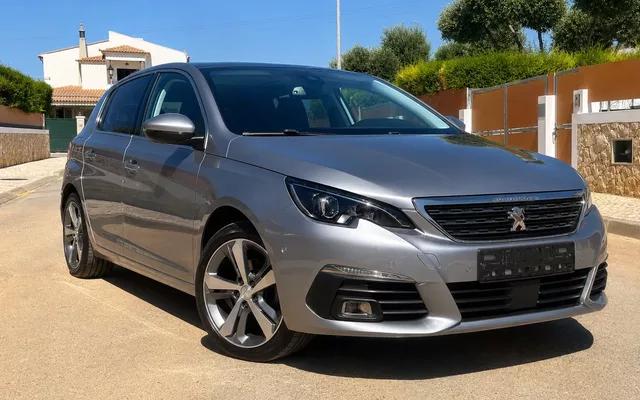 Peugeot 308 1.2 PureTech Allure Full LED