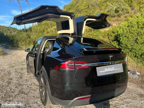 Tesla Model X Standard Range