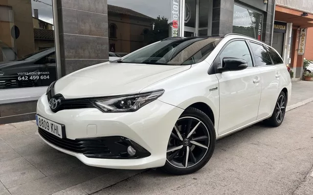 TOYOTA Auris Auris Touring Sports hybrid 140H Feel! Edition + Led