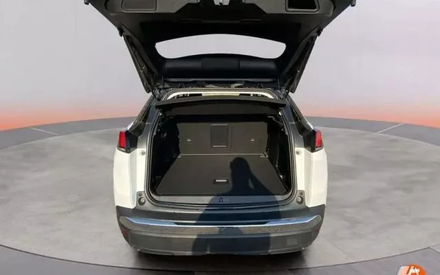 PEUGEOT 3008 PureTech 132kW (180CV) EAT8 Allure