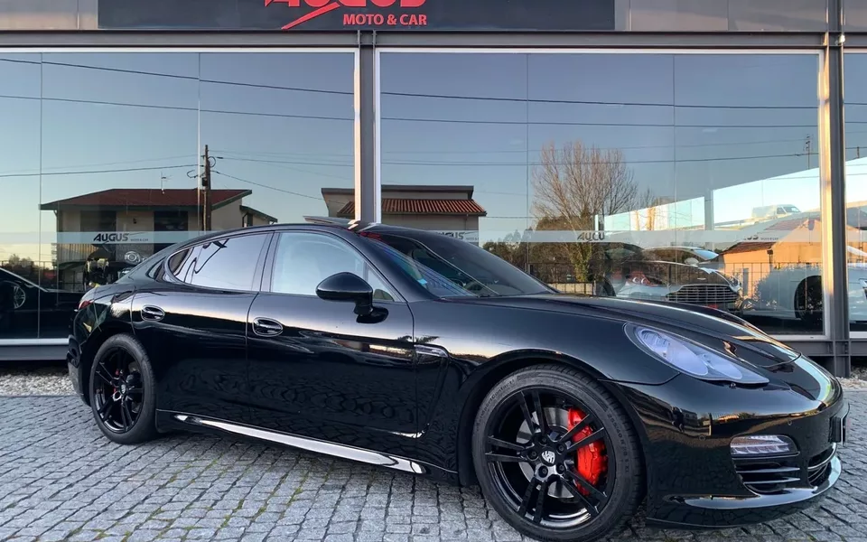 Porsche Panamera Standard