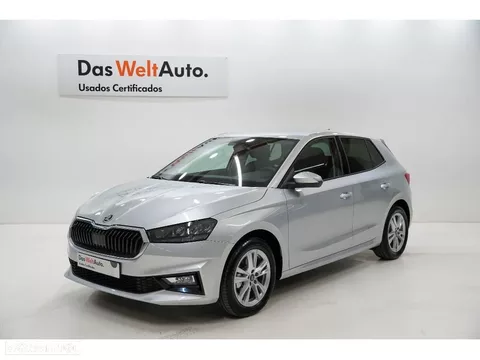 Skoda Fabia 1.0 TSI Selection DSG