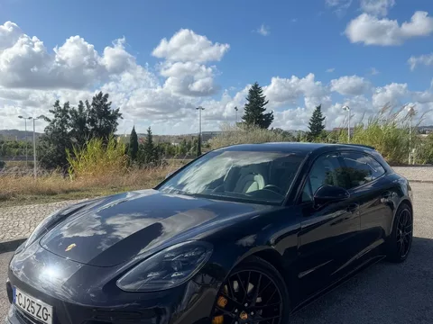 Porsche Panamera 4 E-Hybrid Executive