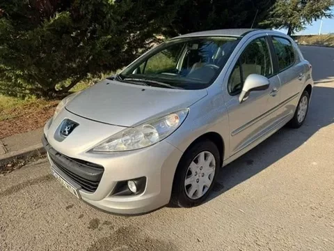 PEUGEOT 207 + 5p 1.4 HDi 68