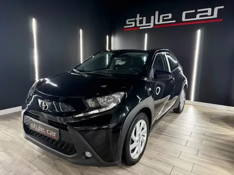 TOYOTA Aygo X Cross 1.0 VVTI 72CV Play