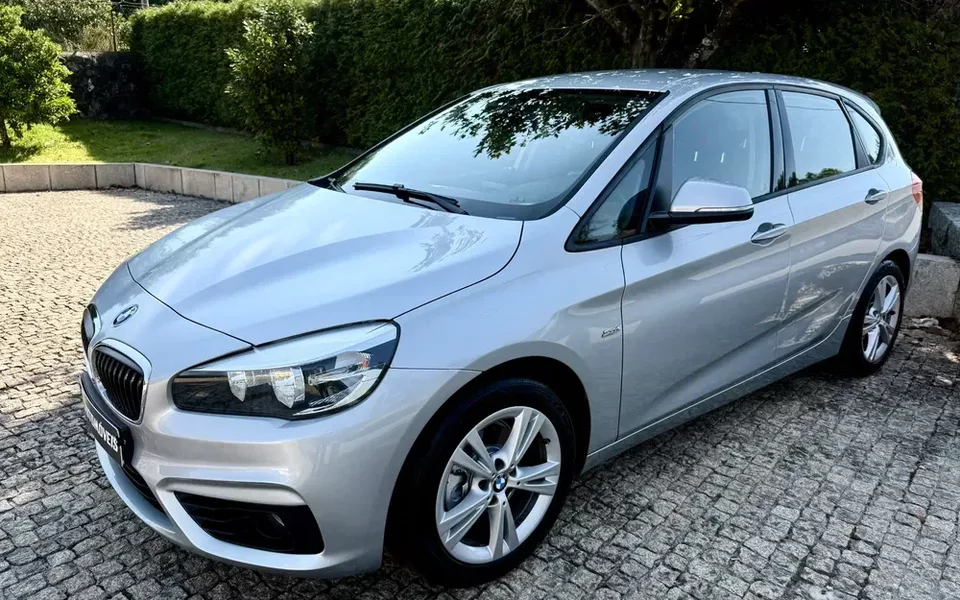 BMW 218 Active Tourer d Line Sport