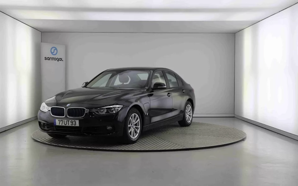 BMW - Série 3 - 330 e iPerformance Advantage