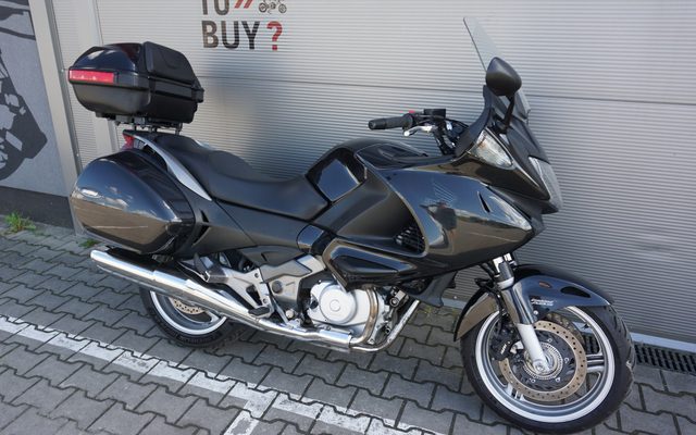 Honda NTV 700 Deauville