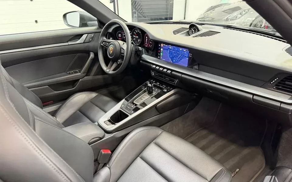 PORSCHE 911 911 Carrera 4S