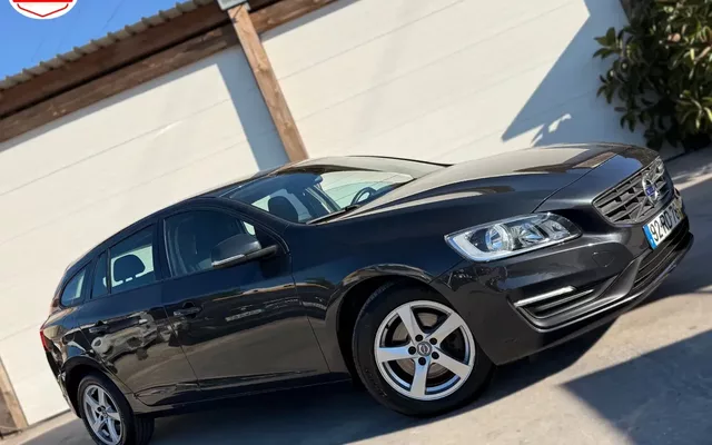 Volvo V60 1.6 D2 Momentum Eco