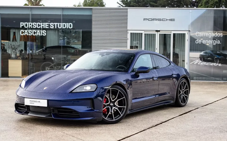 Porsche Taycan 4S