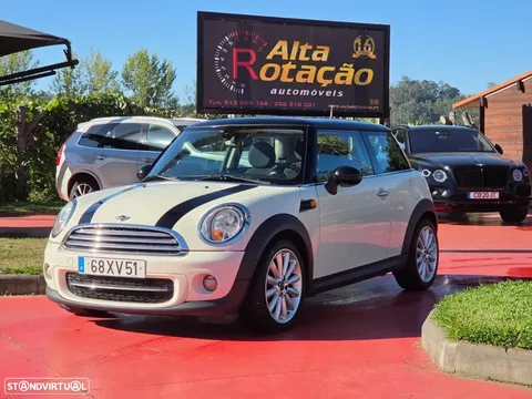 MINI 3 Portas