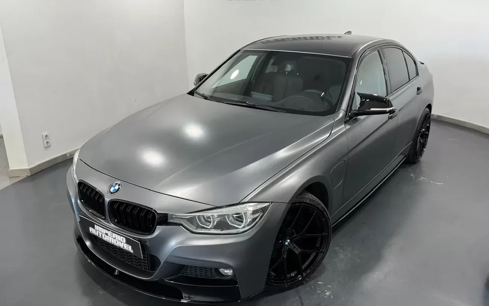BMW 330 e iPerformance Pack M