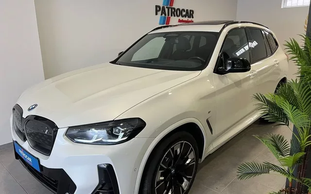 BMW iX3 M Sport Impressive