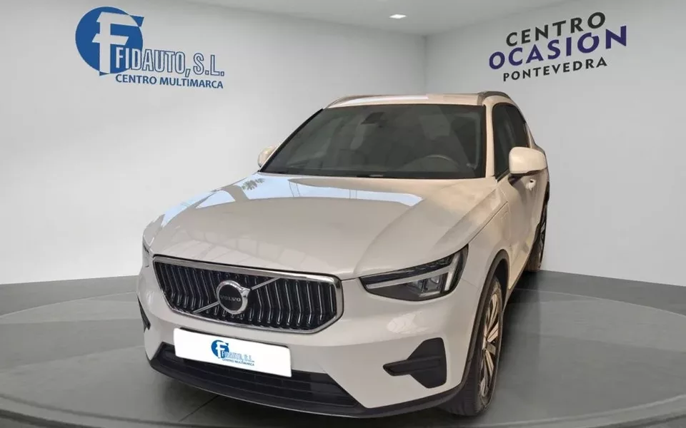 VOLVO XC40 1.5 T4 Recharge PHEV Core Auto