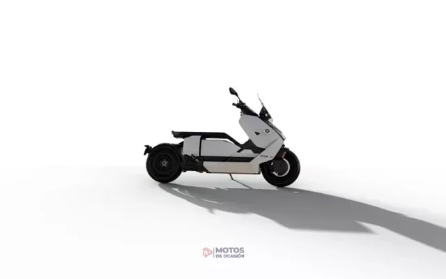 BMW CE 04