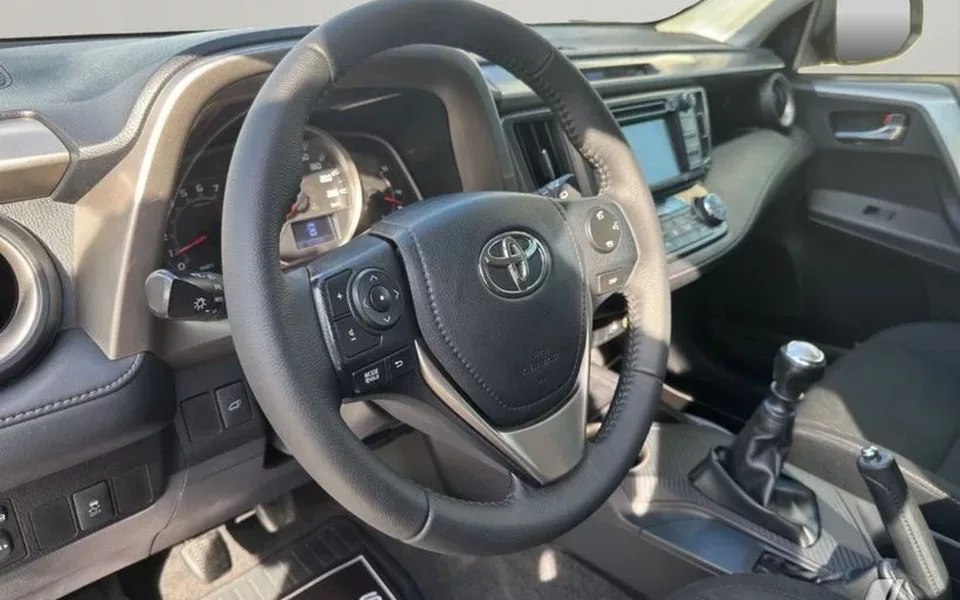 TOYOTA RAV-4 RAV-4 120D Advance 4x2