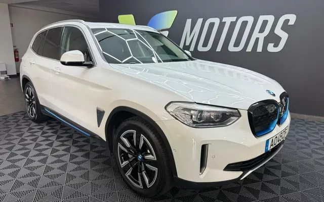 BMW iX3 Impressive