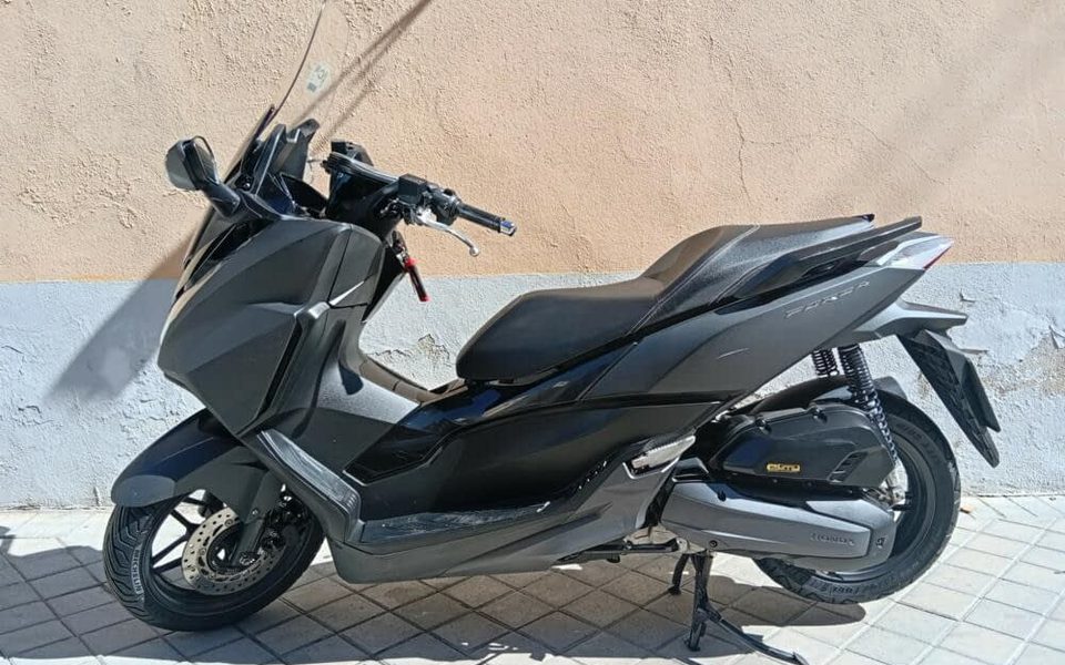 HONDA FORZA 125