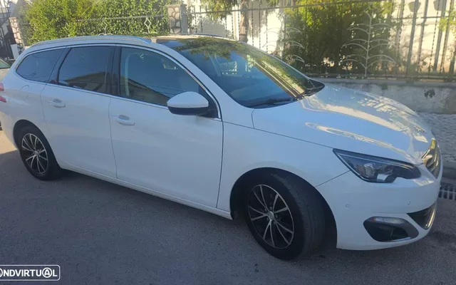 Peugeot 308 SW BlueHDi 120 EAT6 Stop & Start GT-Line Edition