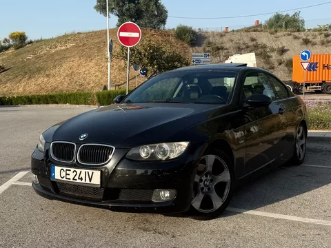 BMW 320 i Coupe Auto