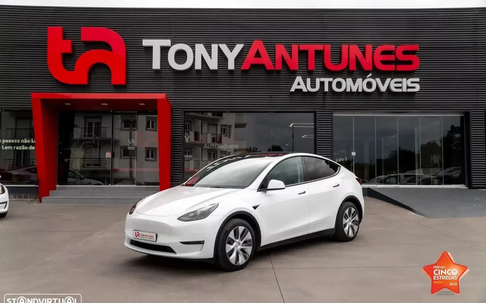 Tesla Model Y Standard