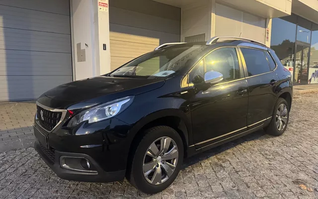 Peugeot 2008 1.2 PureTech Style