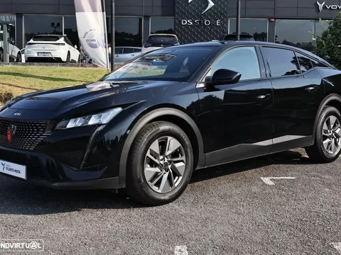 Peugeot 408 1.2 Hybrid Allure e-DCS6