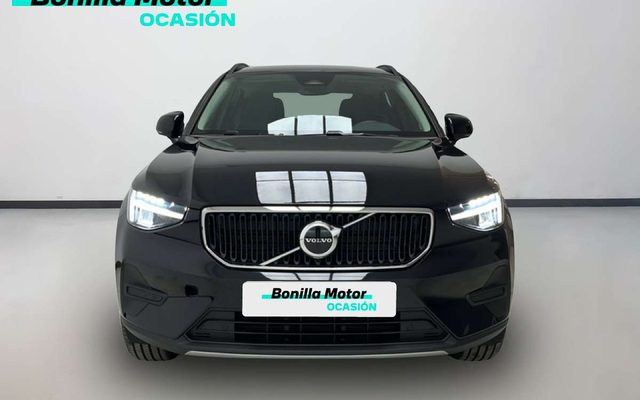 VOLVO XC40 2.0 B3 MHEV ESSENTIAL DCT 163 5P