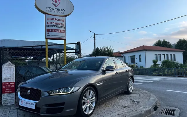 Jaguar XE 2.0 D Portfolio