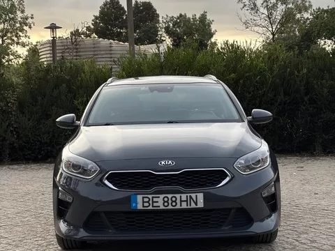 Kia Ceed SW 1.6 CRDi SX