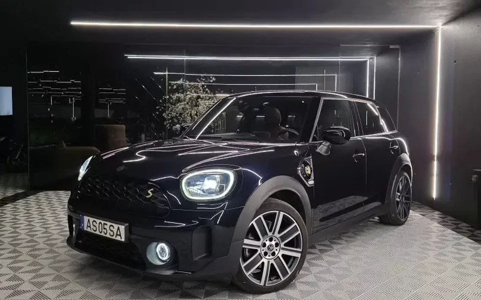 MINI Countryman Cooper SE ALL4 Yours Auto