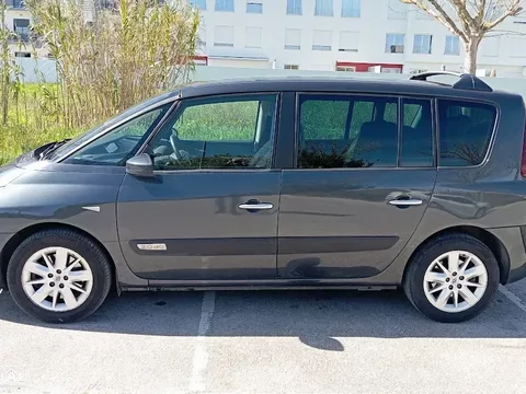 Renault Espace 2.0 dCi Initiale 7L Aut.