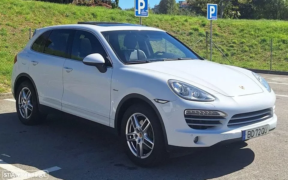 Porsche Cayenne Platinum Edition