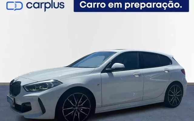 BMW 118 i Pack Desportivo M Auto