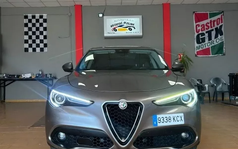 ALFA ROMEO Stelvio Stelvio 2.2 RWD Aut. 150