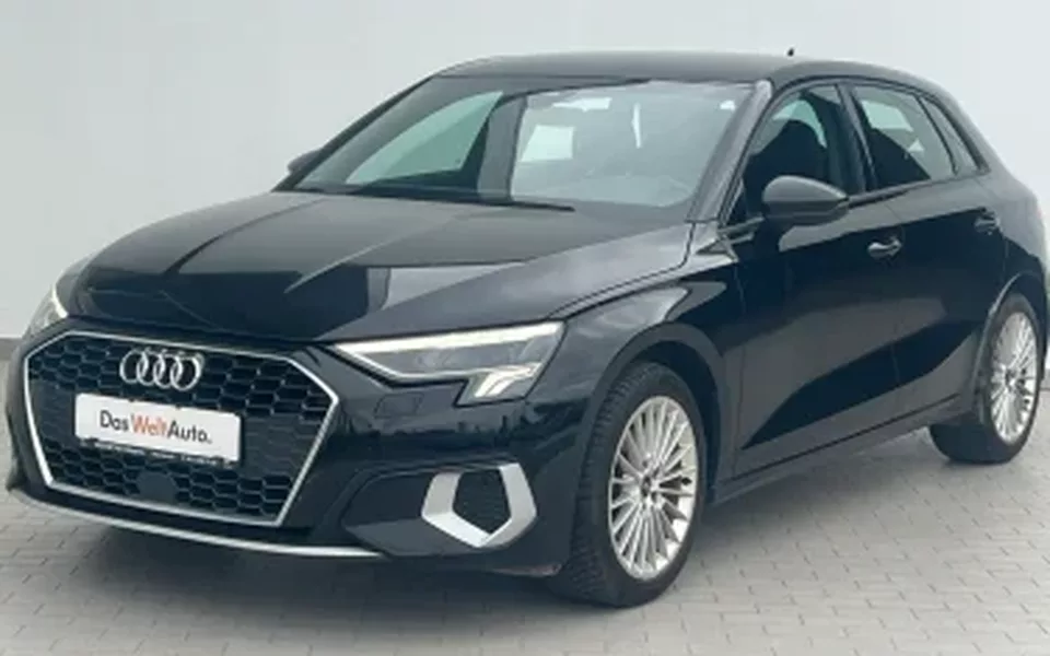 VW Touareg R-Style V6 04/2021 82.839 km