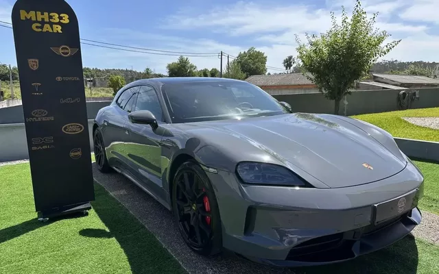 Porsche Taycan Sport Turismo GTS