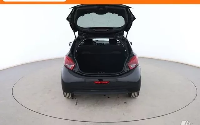 PEUGEOT 208 208 1.2 PureTech S&S Signature 82