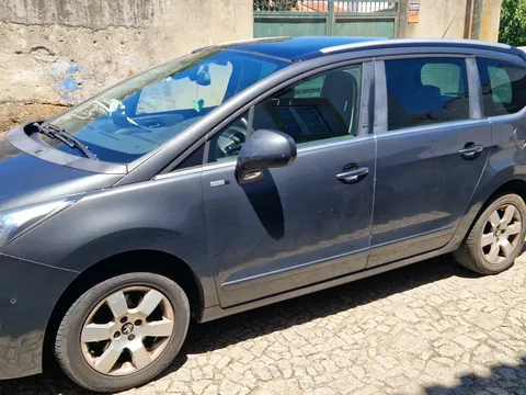 Peugeot 5008 1.6 BlueHDi Style