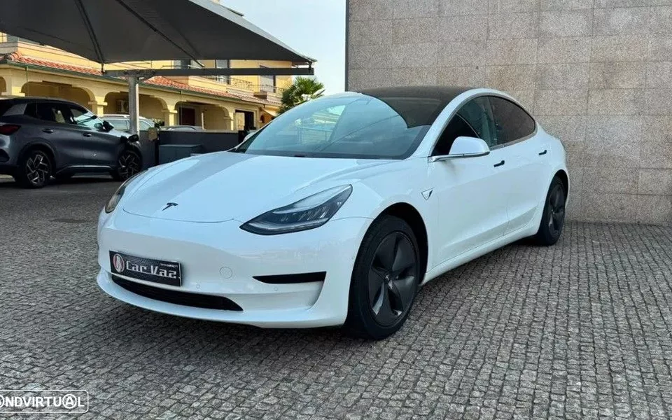 Tesla Model 3 Standard Range Plus RWD