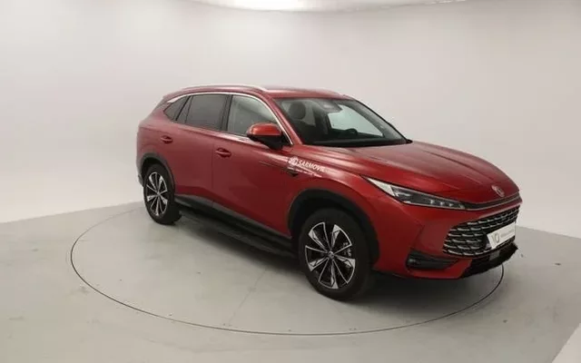 MG HS 1.5T PLUG IN HYBRID LUXURY