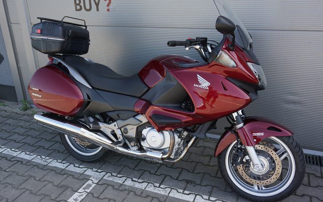 Honda NTV 700 Deauville