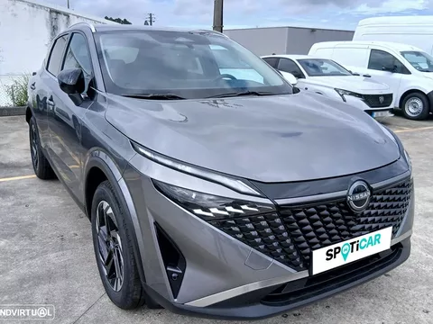 Nissan Qashqai 1.3 DIG-T N-Connecta Xtronic