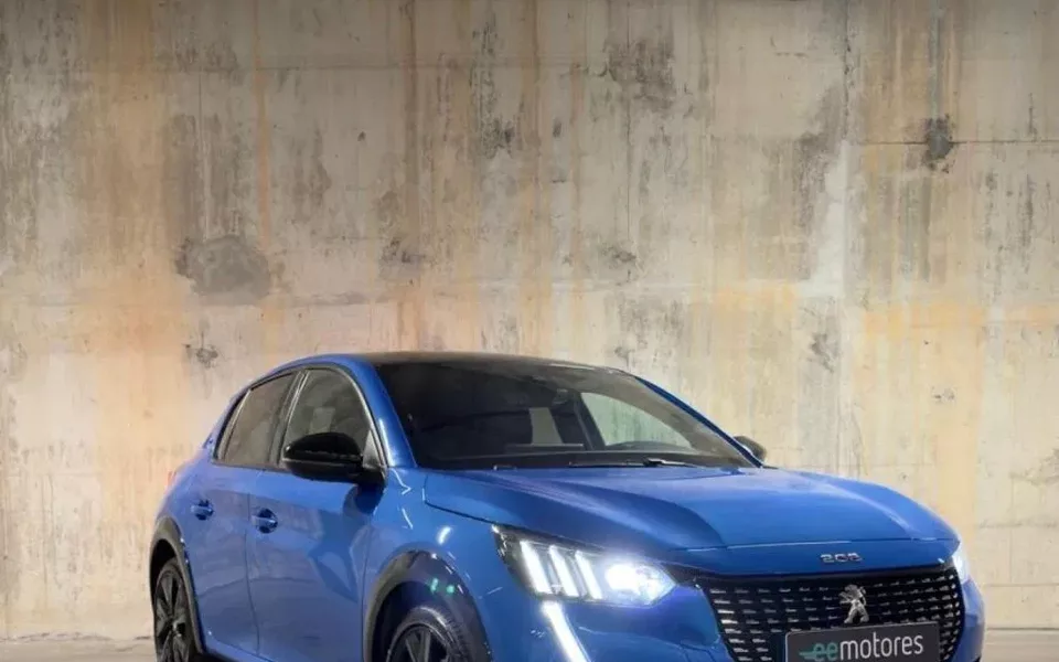 Peugeot 208 1.2 PureTech GT EAT8