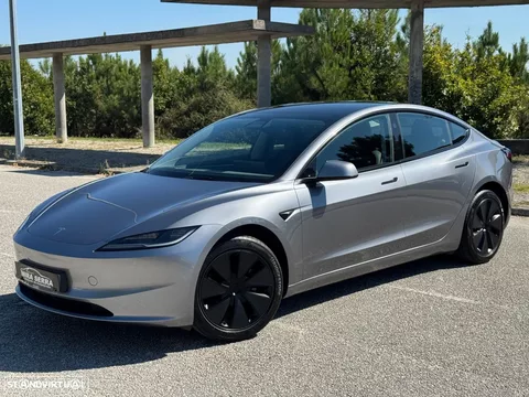 Tesla Model 3 Long Range Tração Traseira Premium