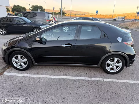 Honda Civic 1.4 i-VTEC Elegance