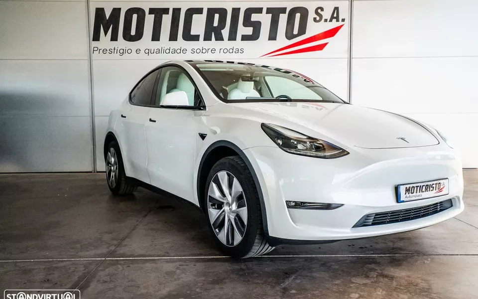 Tesla Model Y Long Range Tração Integral