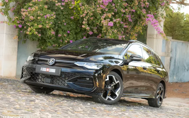 VW Golf Variant 1.5 TSI OPF R-Line